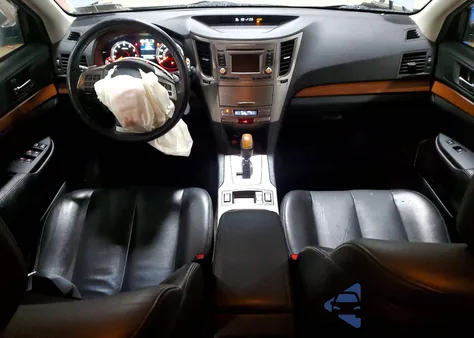 2013 Subaru Outback 2.5I Limited z USA, uszkodzony, nr VIN 4S4BRBKC7D3214372